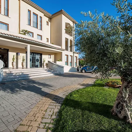 Best Western Premier Villa Fabiano Palace Hotel-3